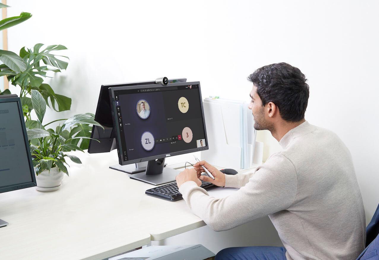 Webcam 4K độ nét cao dành cho giảng viên dạy học online